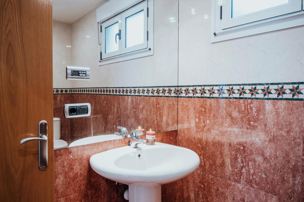 El Sexto De La Playa + Parking Gratis Apartment Gijon Luaran gambar